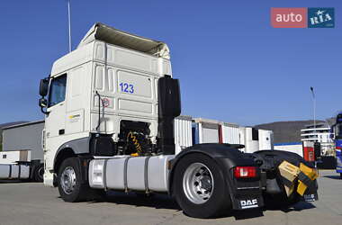 Тягач DAF XF 2015 в 