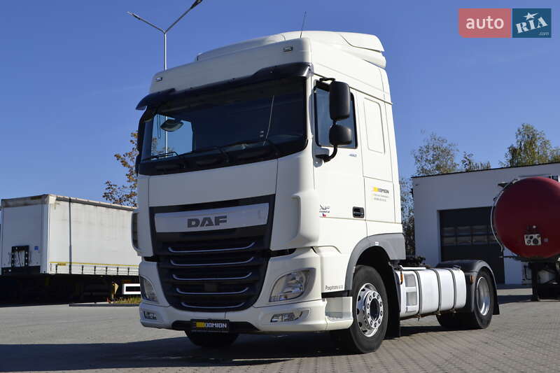 Тягач DAF XF 2015 в Хусте