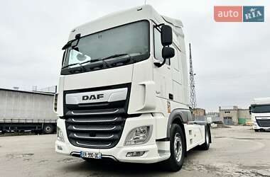 Тягач DAF XF 2017 в 