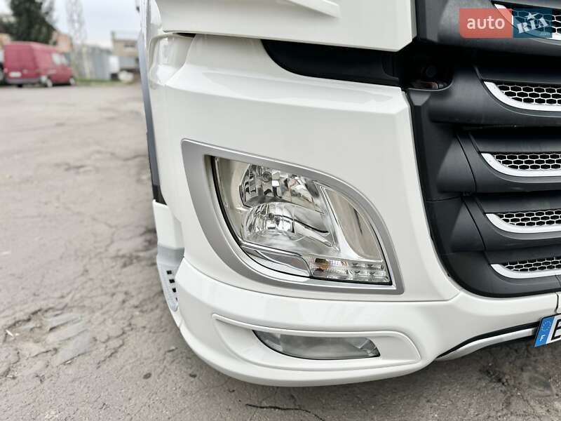 Тягач DAF XF 2017 в Ровно