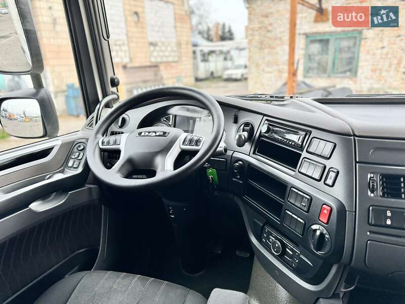 Тягач DAF XF 2017 в Ровно