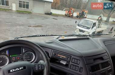 Тягач DAF XF 2014 в 