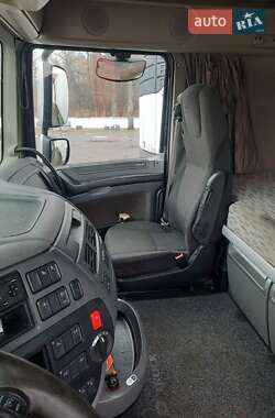 Тягач DAF XF 2014 в 
