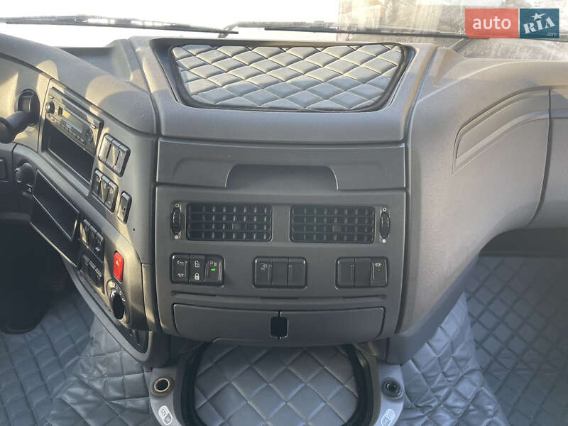 Тентований DAF XF 2017 в Львові
