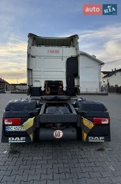 Тягач DAF XF 2015 в 
