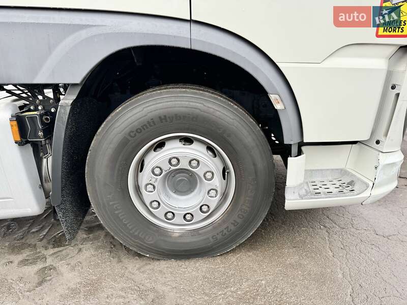 Тягач DAF XF 2015 в Ровно