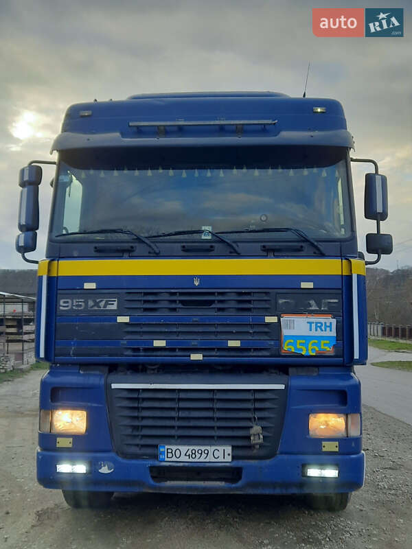 Зерновоз DAF XF 2002 в Тернополі