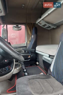 Тягач DAF XF 2011 в 