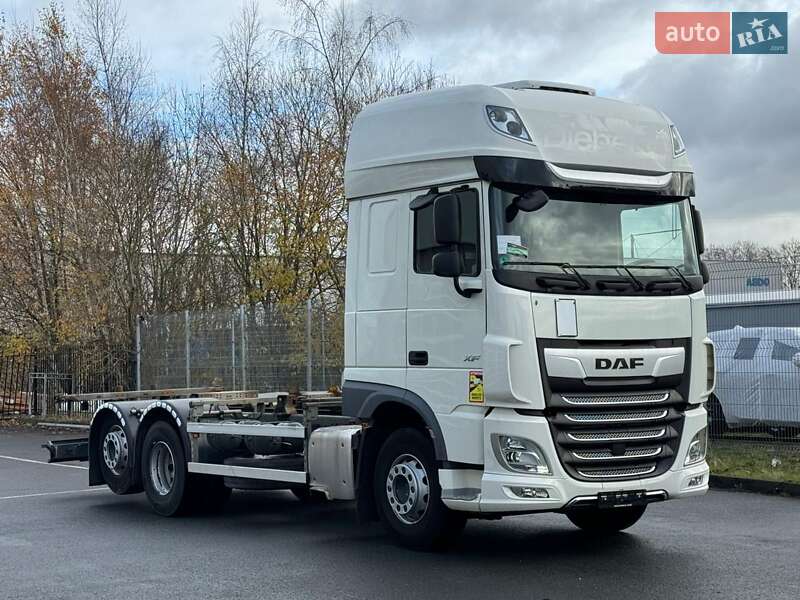 Контейнеровоз DAF XF 2020 в Запоріжжі