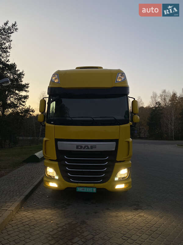 Тягач DAF XF 2016 в Луцке