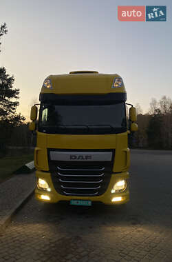 Тягач DAF XF 2016 в 