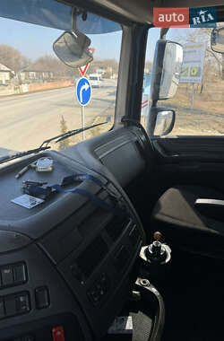 Тягач DAF XF 2015 в 