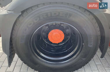 Тягач DAF XF 2014 в 