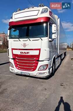 Тягач DAF XF 2016 в 