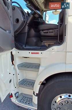 Тягач DAF XF 2016 в 