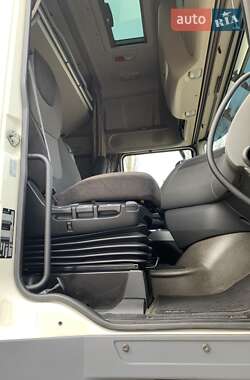 Тягач DAF XF 2015 в 