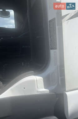 Тентований DAF XF 2007 в 