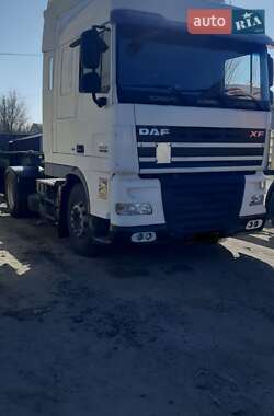 Тягач DAF XF 2009 в 