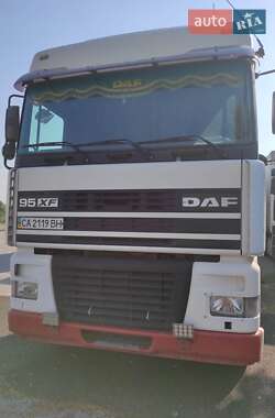 Тягач DAF XF 2000 в Черкассах