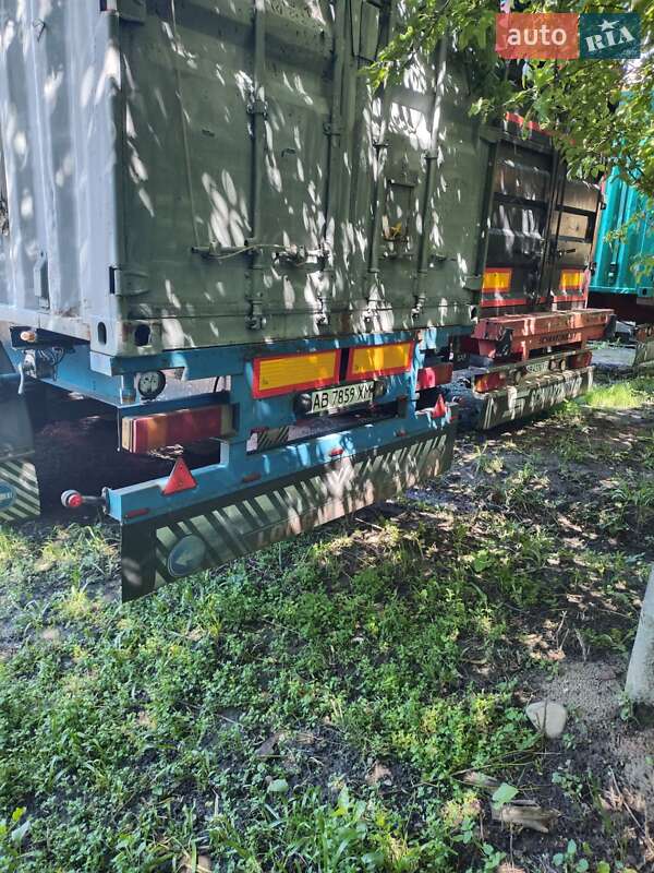 Зерновоз DAF XF 2000 в Тульчине