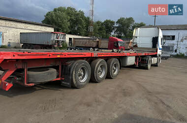 Тягач DAF XF 2002 в 