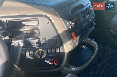 Тентованый DAF XF 2013 в 