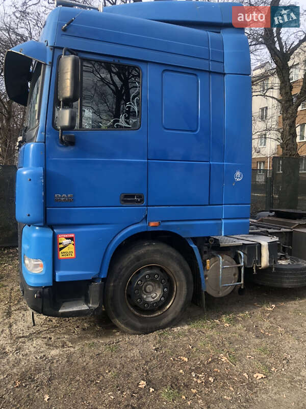 Зерновоз DAF XF 2005 в Ворзелі