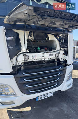 Тягач DAF XF 2015 в 