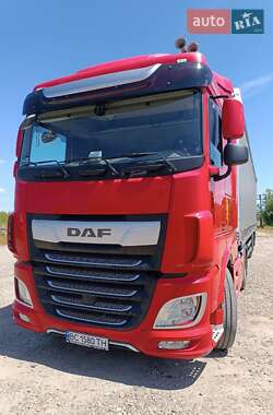 Тягач DAF XF 2019 в Самборе
