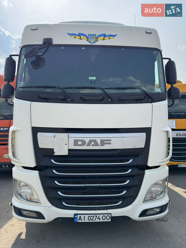 Тягач DAF XF 2015 в 