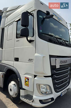 Тягач DAF XF 2015 в 