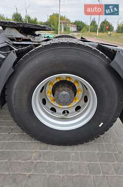 Тягач DAF XF 1998 в 