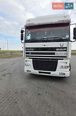 Тягач DAF XF 1998 в 