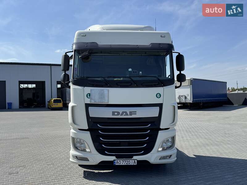 Тягач DAF XF 2015 в Ужгороде