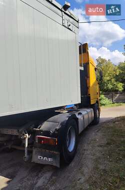 Тягач DAF XF 2005 в 