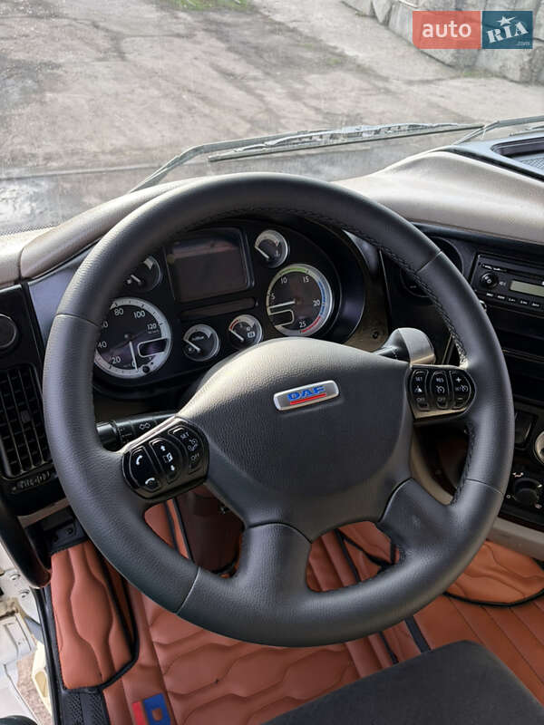 Тягач DAF XF 2011 в Черкасах