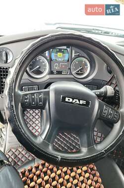 Тягач DAF XF 2014 в Ромнах
