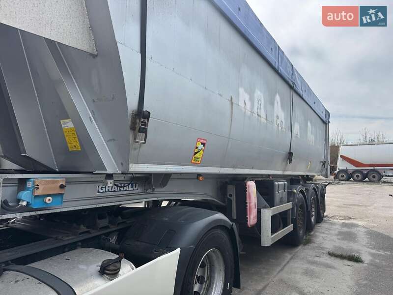 Зерновоз DAF XF 2014 в Білій Церкві