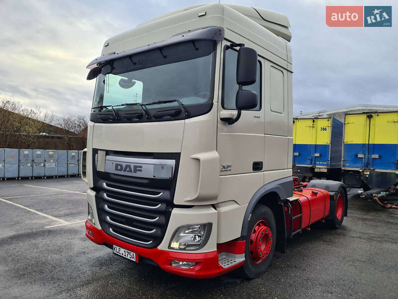 Тягач DAF XF 2015 в Києві