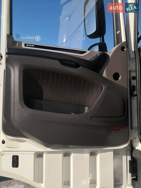 Тягач DAF XF 2018 в Кам'янському