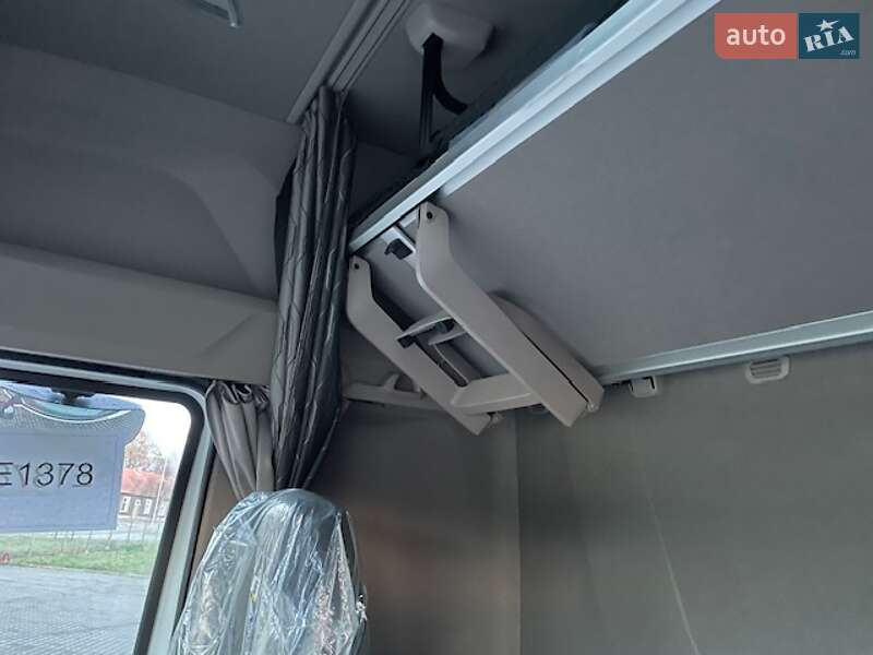 Тягач DAF XF 2025 в Киеве