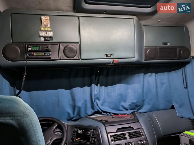 Тентований DAF XF 2004 в Кам'янському