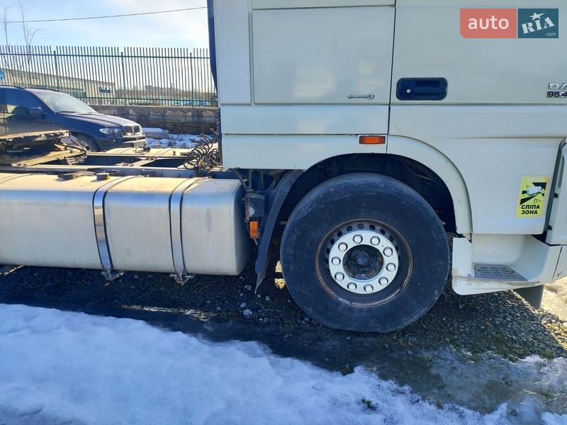 Тягач DAF XF 2003 в Каменец-Подольском
