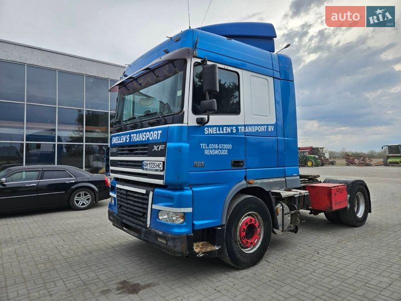 Тягач DAF XF 2004 в Львове