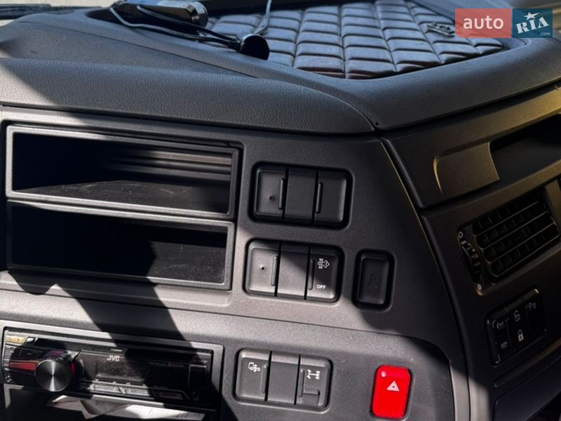 Тягач DAF XF 2014 в Киеве