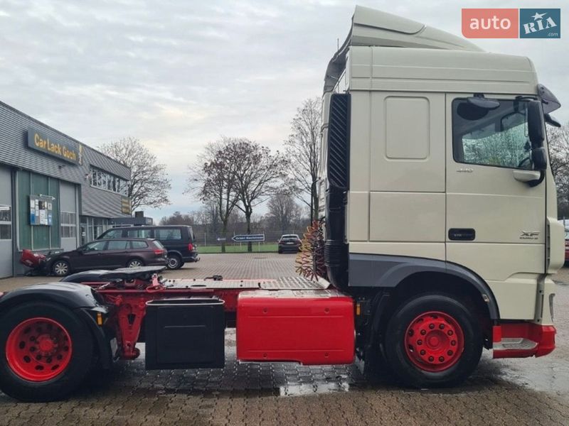 Тягач DAF XF 2015 в Киеве