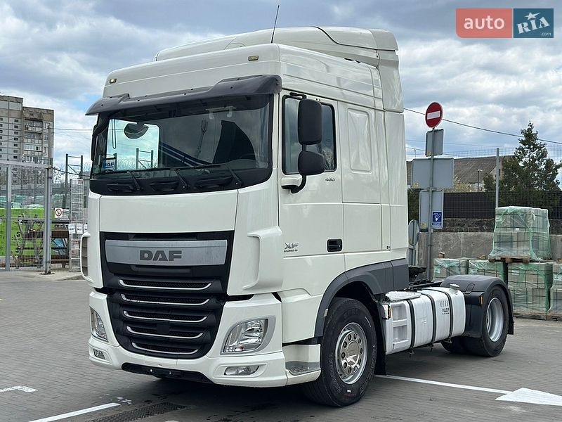 2017 DAF XF, VIN XLRTEH4300G142907:plate — фото 1 (autoria)