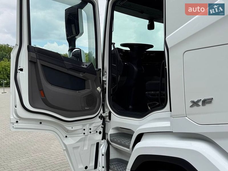 Тягач DAF XF 2023 в Дубні