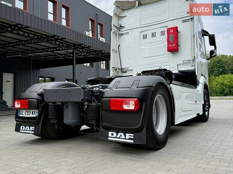 Тягач DAF XF 2023 в Дубні