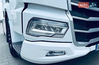 Тягач DAF XF 2023 в Дубні